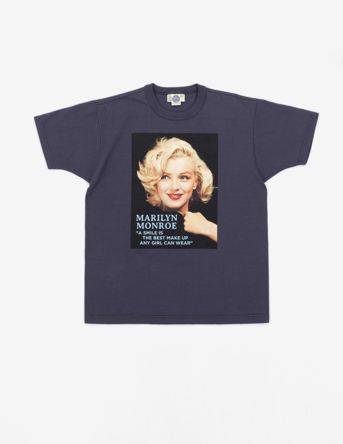 TMC2313 MARILYN MONROE TEE &quot;A SMILE IS THE BEST MAKE UP&quot; (Bluegray)